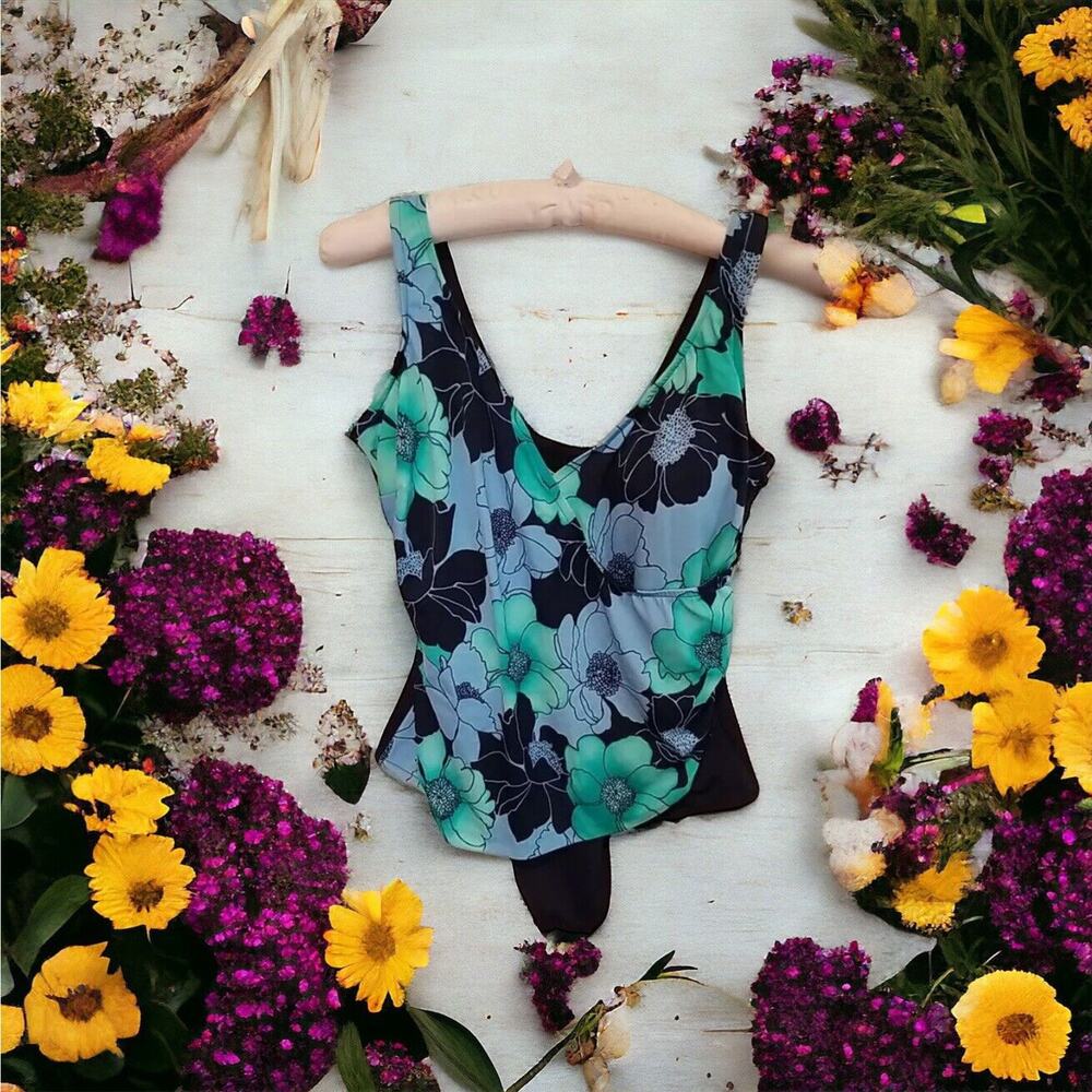 Maxine‎ Of Hollywood Blue Floral Cross Over One Piece Bathing Swimsuit Size 22W